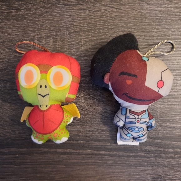 DC League of Superpets McDonald's Plush Toys - Picture 2 of 6